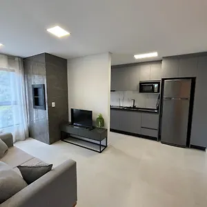 Novo 3,3 Km Germanica Apartamento